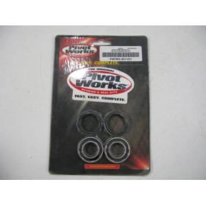 PIVOT WORKS ŁOŻYSKA KOŁA PRZEDNIEGO Z USZCZELNIACZAMI do Suzuki RM125 i RM250 01-08