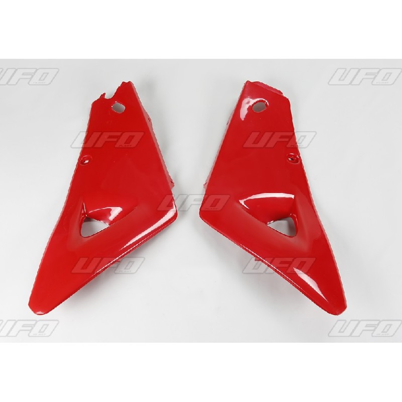 Osłona chłodnicy Husqvarna 2T '00-'05, 4T '02-'04 (górna) - Kolor czerwony