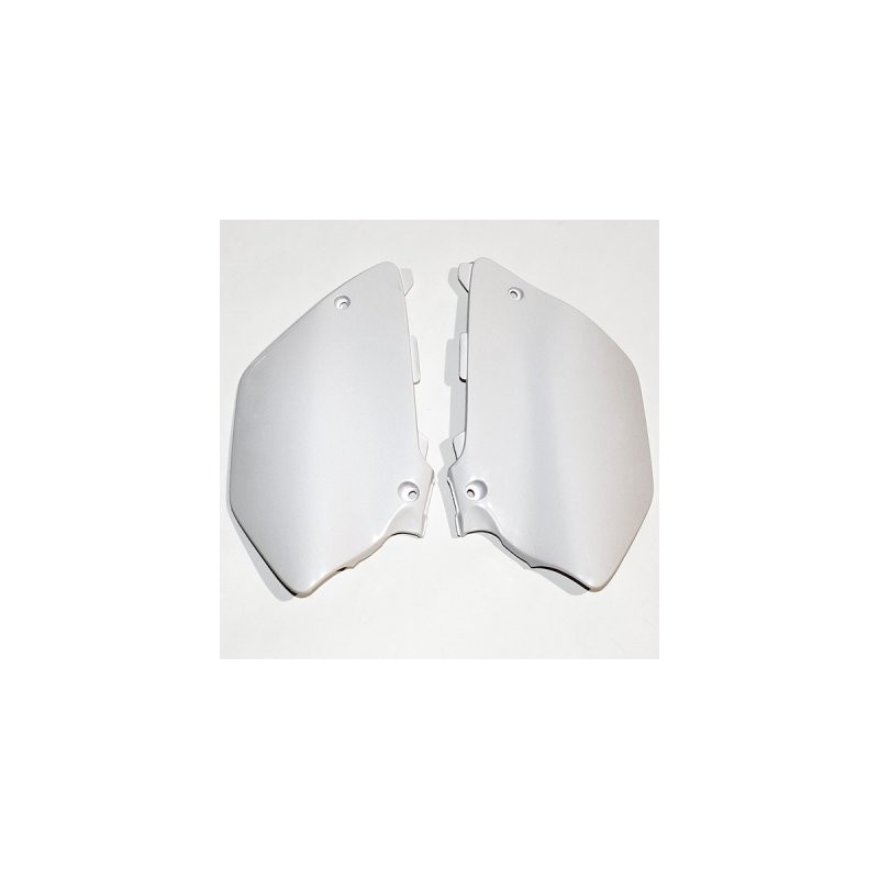 Boczki tylne UFO do Yamaha YZ 125/250 '02-'05 kolor biały