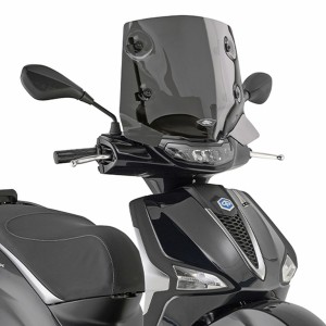 KAPPA 2026/04 SZYBA PIAGGIO LIBERTY 50 / 125 / 150 \'25-\'26 (26 X 41,5CM) PRZYCIEMNIANA - POTRZEBNE MOCOWANIE A5623AK
