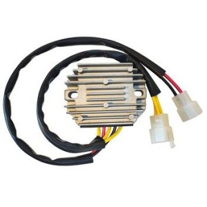 DZE REGULATOR NAPIĘCIA SUZUKI DR 125SE \'94-\'01; DR 200SE \'95-\'13; RG 125 \'92-\'94; TS 200 \'91-\'93 (32800-08D10) 12V/25A