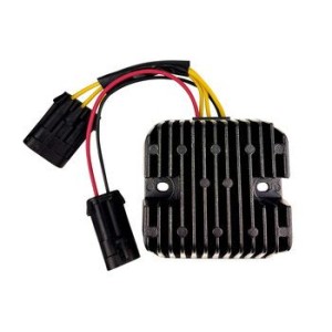 DZE REGULATOR NAPIĘCIA VICTORY 1700 BOARDWALK \'13-\'15; 1700 GUNNER \'15-\'17; 1700 HAMMER \'08-\'17; 1700 HIGH BALL \'12-\'17;