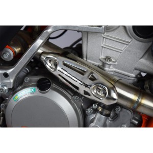 SCAR RACING OSŁONA KOLANKA WYDECHOWEGO 4T - STAL NIERDZEWNA KOLOR SREBRNY