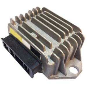 Regulator napięcia Piaggio Vespa 50/125/150/200 (OEM 348363-62 / 23811006450 / 460560)