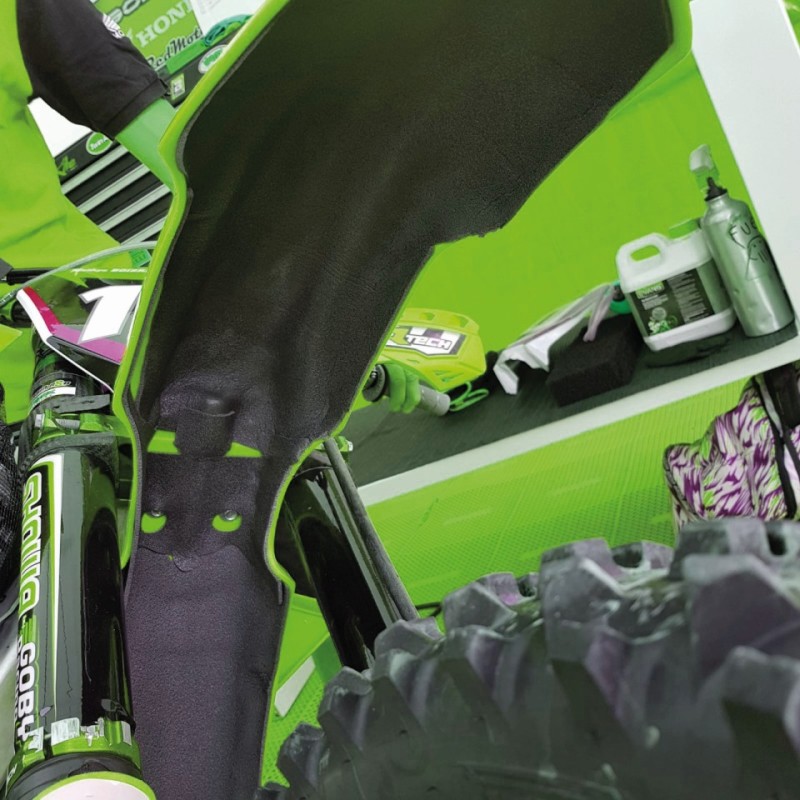 Okleina przeciwbłotna Kawasaki KXF 250 '17-'20 (ANTI-MUD)