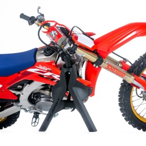 Blokada transportowa amortyzatorów - Podstawa boczna motocykla - Kolor czarny