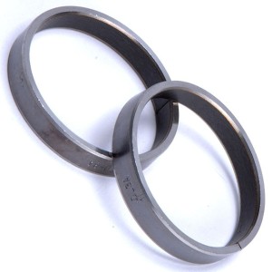 KYB TULEJKI (PANEWKI) ZAWIESZENIA PRZEDNIEGO (2SZT) 43x48x8 43MM